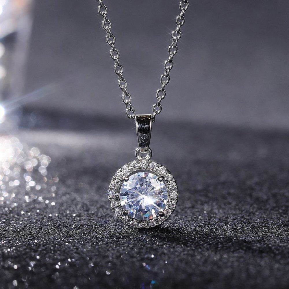 🔥 Exquisite Shiny Hollow Round CZ Dainty Pendant Necklace for Women, EVGG1105 - Picture 1 of 8